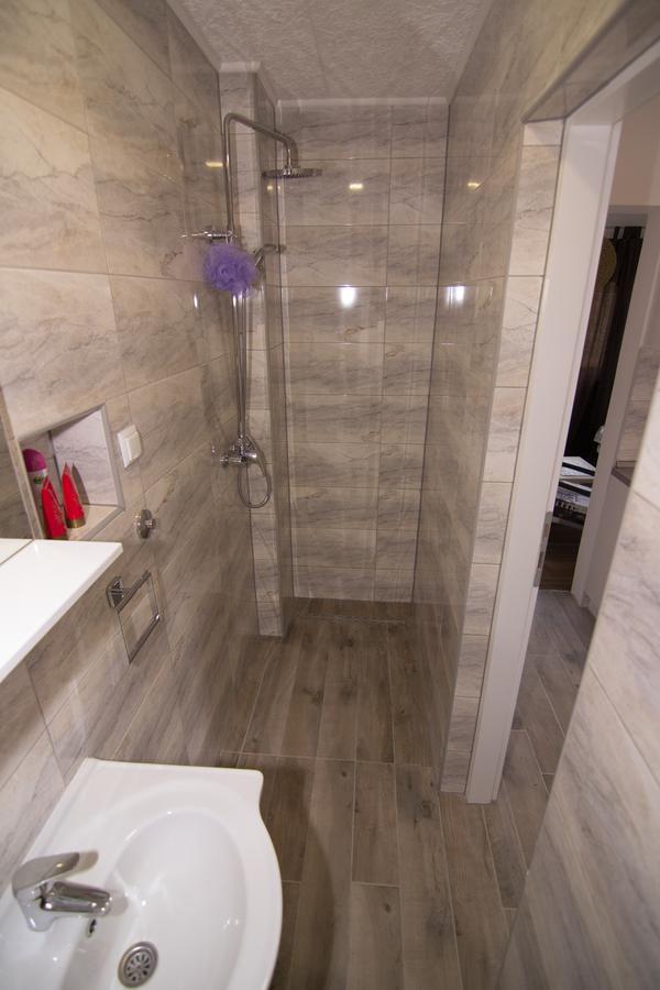 Naid Apartmani Kulen Vakuf Ngoại thất bức ảnh