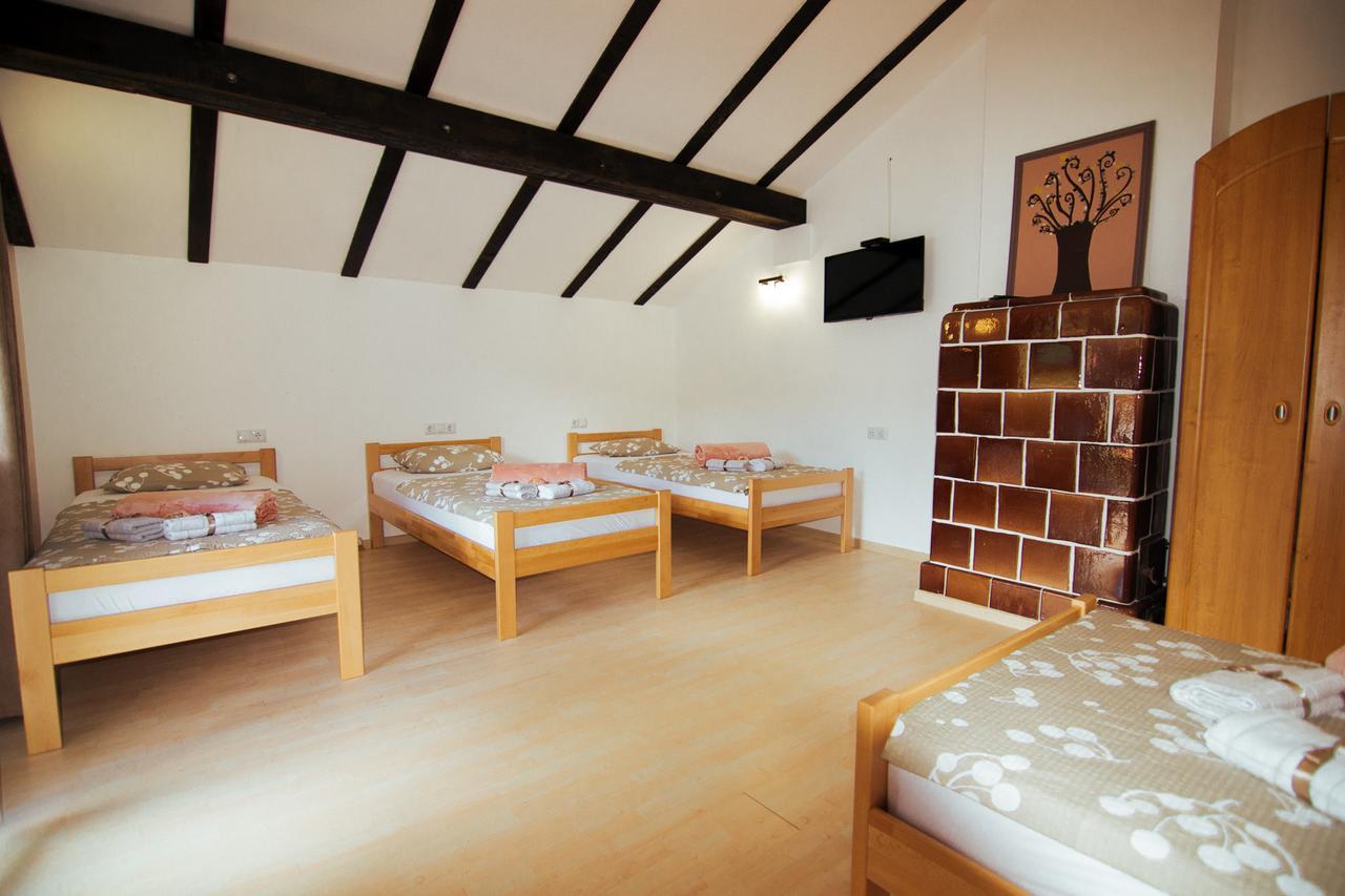 Naid Apartmani Kulen Vakuf Ngoại thất bức ảnh